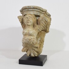 Hand carved stone architectural mythical creature ornament, Italy circa 1650