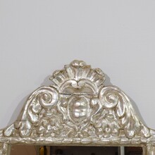 Baroque carved wooden silverleaf mirror with angels, Italy circa 1650-1750