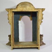 Baroque carved giltwood altar shrine, Italy circa 1750
