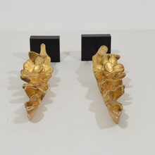 Pair small carved giltwood baroque style ornaments, Italy circa 1850