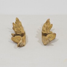 Pair small carved giltwood baroque style ornaments, Italy circa 1850