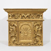 Carved giltwood baroque tabernacle with sunburst, Italy circa 1750