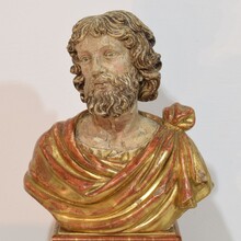 Hand carved wooden reliquary bust of a saint, Italy circa 1650-1750