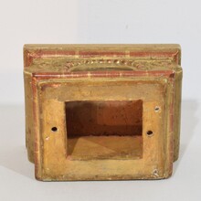 Hand carved wooden reliquary bust of a saint, Italy circa 1650-1750