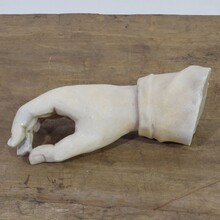 Marble fragment of a hand, Italy circa 1650-1750