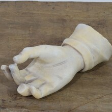 Marble fragment of a hand, Italy circa 1650-1750