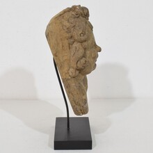 Baroque carved oak angel head on wings, France circa 1650-1700