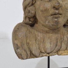 Baroque carved oak angel head on wings, France circa 1650-1700