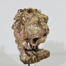 Carved and silvered wooden lion head, Italy circa 1650-1750