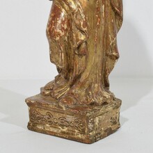 Neoclassical carved wooden Madonna with child, Italy circa 1760-1800