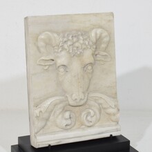 Baroque hand carved marble ram head panel, Italy circa 1750