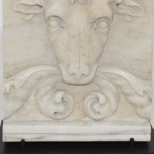 Baroque hand carved marble ram head panel, Italy circa 1750