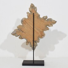 Baroque carved wooden ornament, Portugal circa 1750