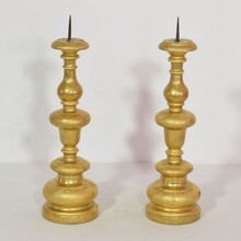 Couple of giltwood baroque candleholders, Italy circa 1750