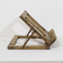 Carved wooden folding lectern in gothic style, France circa 1600-1700