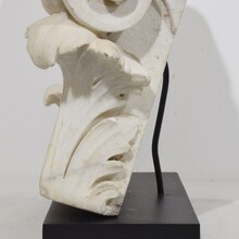 Carved white marble capital with angel head, France circa 1750