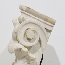 Carved white marble capital with angel head, France circa 1750