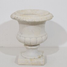 White marble medici garden vase / urn, France circa 1850-1880