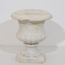 White marble medici garden vase / urn, France circa 1850-1880