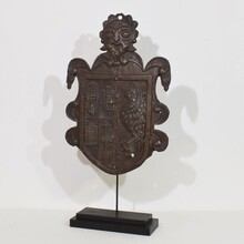 Folk art forged iron coat of arms, Italy circa 1550-1650