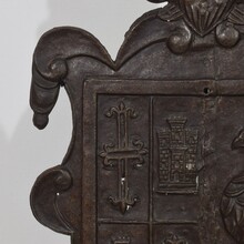 Folk art forged iron coat of arms, Italy circa 1550-1650