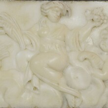 Baroque marble panel presenting Abundantia with angels, Italy circa 1650-1750