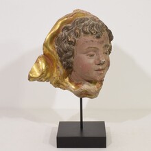 Carved wooden baroque angel head ornament, Italy circa 1650-1750