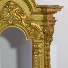 Baroque carved giltwood altar shrine, Italy circa 1750