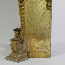 Baroque carved giltwood altar shrine, Italy circa 1750