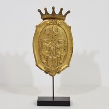 Baroque giltwood coat of arms, Italy circa 1750