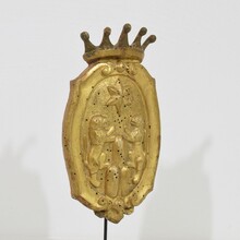 Baroque giltwood coat of arms, Italy circa 1750