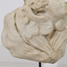 Baroque marble winged angel head, Italy circa 1750