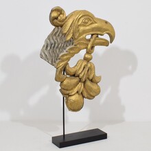 Carved giltwood baroque eaglehead, Italy circa 1750