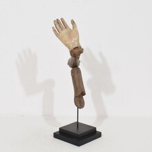 Carved wooden baroque arm of a Saint figure, Italy circa 1750