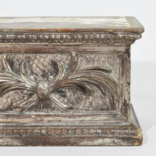 Neoclassical silvered carved wooden pedestal, Italy circa 1780