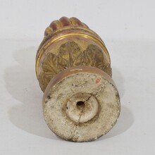 Pair neoclassical carved giltwood finial ornaments, Italy circa 1800-1850