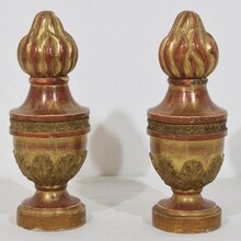 Pair neoclassical carved gilrwood finial ornaments, Italy circa 1800-1850
