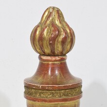 Pair neoclassical carved gilrwood finial ornaments, Italy circa 1800-1850