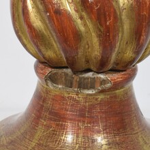 Pair neoclassical carved gilrwood finial ornaments, Italy circa 1800-1850