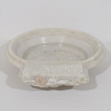 White marble water basin or sink, Italy circa 1750-1800