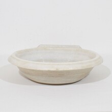 White marble water basin or sink, Italy circa 1750-1800