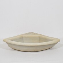 White marble water basin or sink, Italy circa 1750-1800