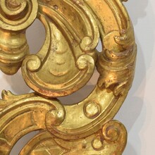 Large hand carved giltwood baroque curl ornament, Italy circa 1750