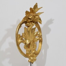 Large carved giltwood ornament, Italy circa 1850