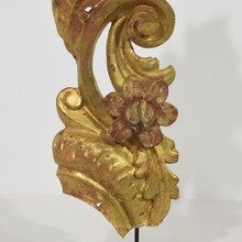 Pair carved giltwood baroque ornaments, Italy circa 1750