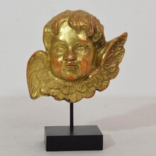 Pair giltwood baroque winged angel heads, Italy circa 1750