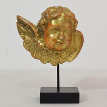 Pair giltwood baroque winged angel heads, Italy circa 1750