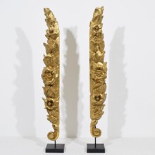 Pair of large giltwood baroque ornaments, Italy circa 1750