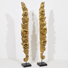 Pair of large giltwood baroque ornaments, Italy circa 1750