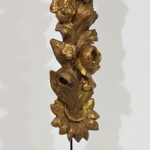 Pair giltwood baroque ornaments, Italy circa 1750